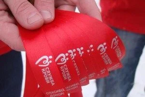 Служба крови приглашает калиниградок сделать доброе дело к 8 марта