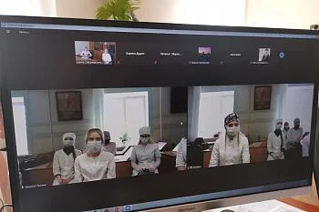 В Калининграде прошла онлайн-встреча с выпускниками медицинских учебных заведений Тюмени и Брянска