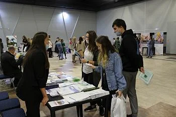 Участниками «Янтарной осени» станут более полутора тысяч медицинских специалистов Участниками «Янтарной осени» станут более полутора тысяч медицинских специалистов