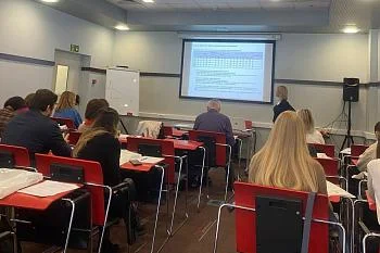 Более двадцати медработников прошли образовательный курс по обучению пациентов в школах диабета